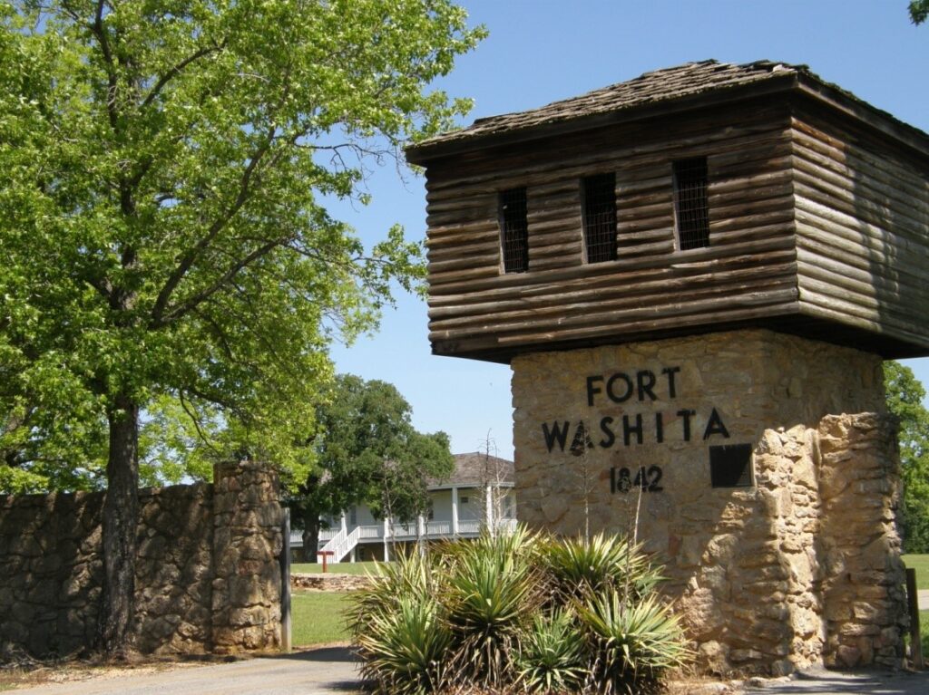 Photo entrance to Fort Washita.